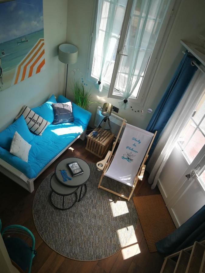 Study Du Pecheur Apartment